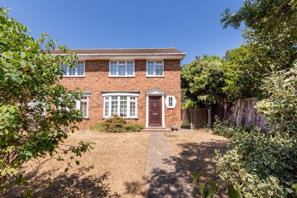 Main image of property: Gardner Road, Maidenhead, SL6
