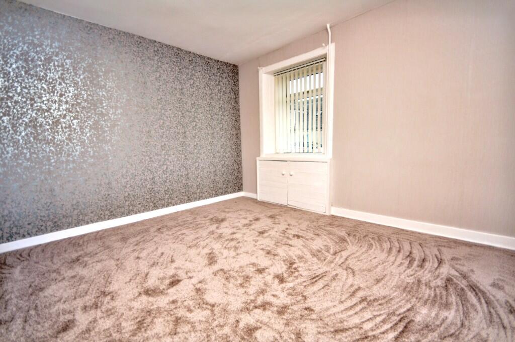 25 Kirkpatrick Street, Girvan, Ayrshire, KA26 0AD photo 2