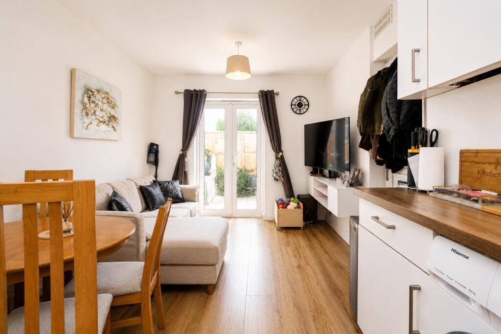 Apartment in St Albans, Cotlandswick, London Colney - View 5