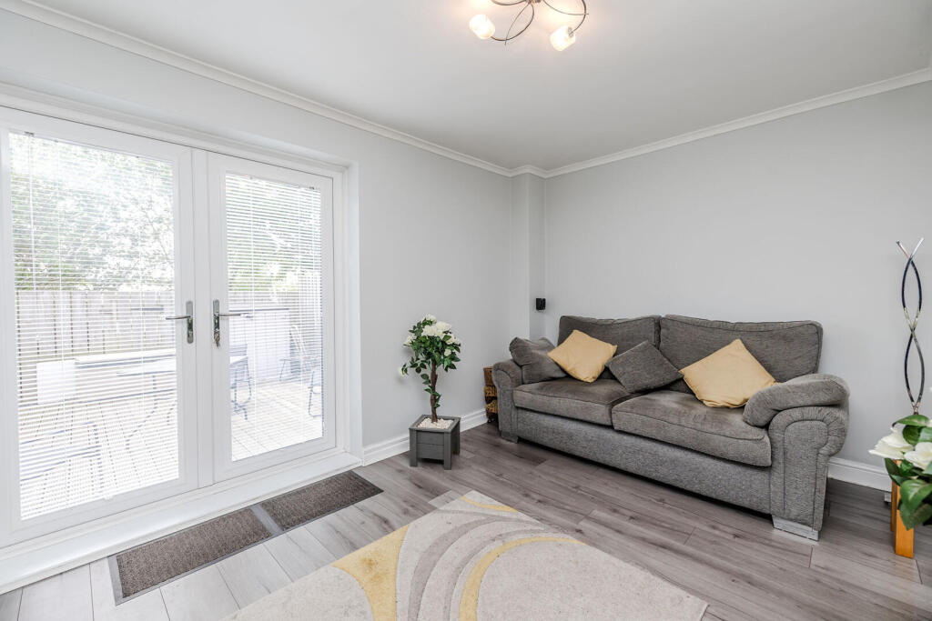 House in Newcastle upon Tyne, Tyne and Wear - View 4