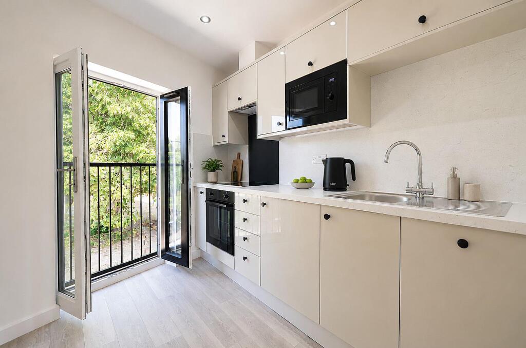Apartment in Northamptonshire, Stanwick - View 2