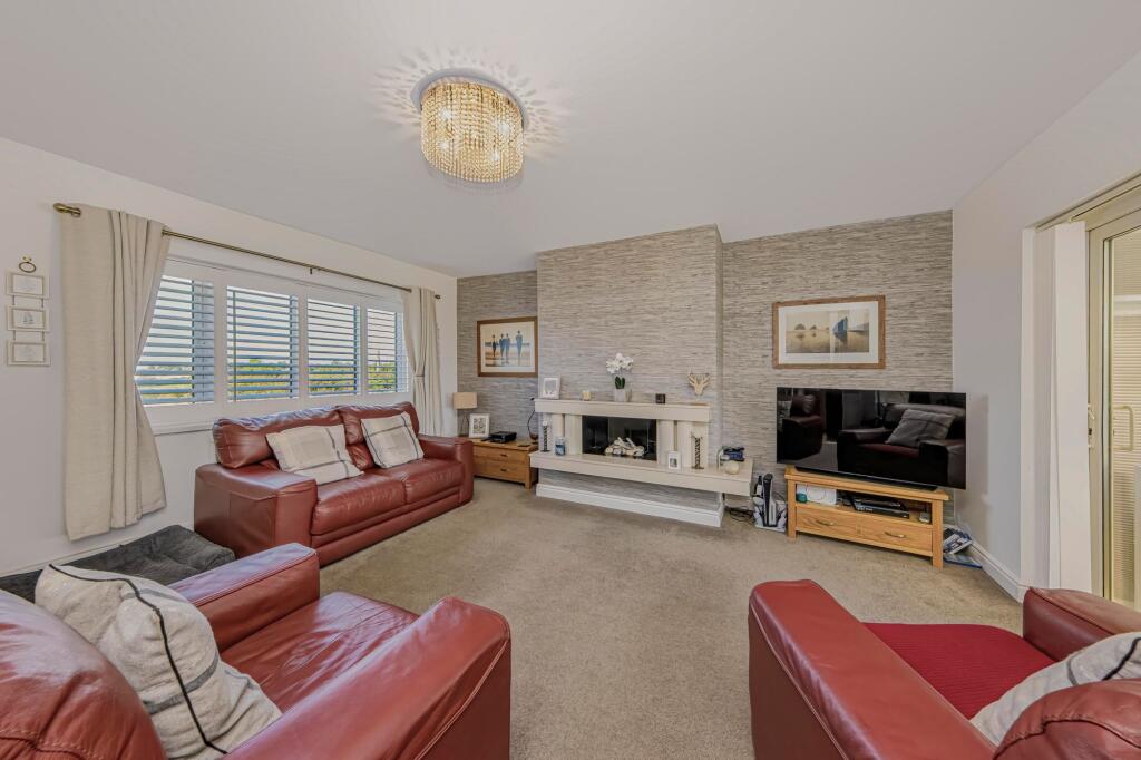 House in Stoke-on-Trent - View 2