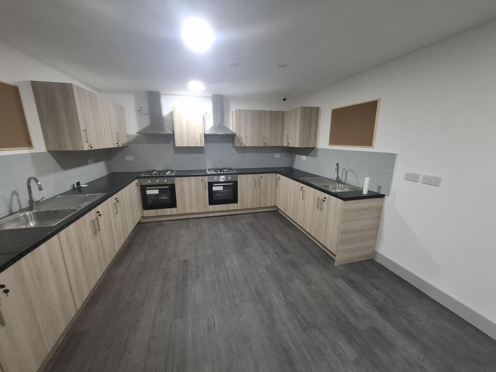 House in Mansfield, Warsop - View 2