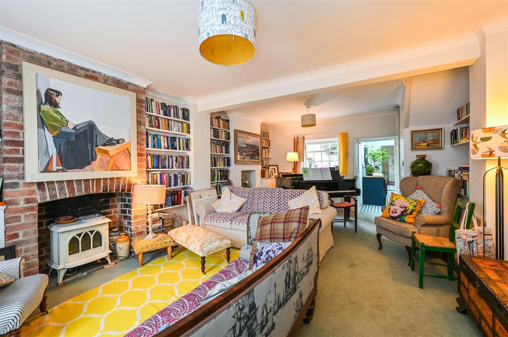 Orchard Place, Arundel photo 5