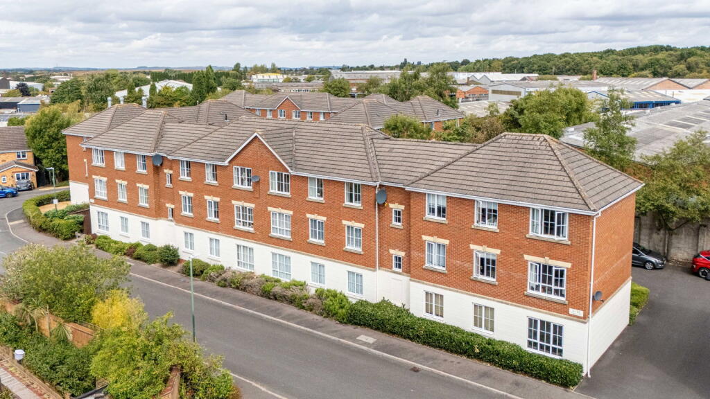 Main image of property: Lingmoor Grove, Aldridge, Walsall, WS9 8BY
