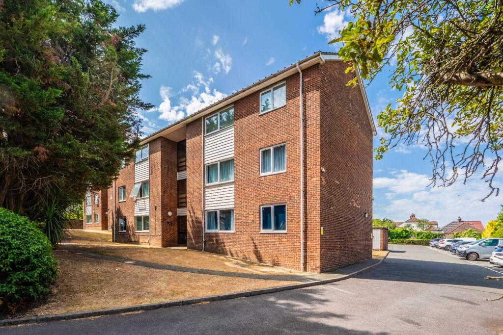 Main image of property: Station Road, Dartford, DA1 3QQ