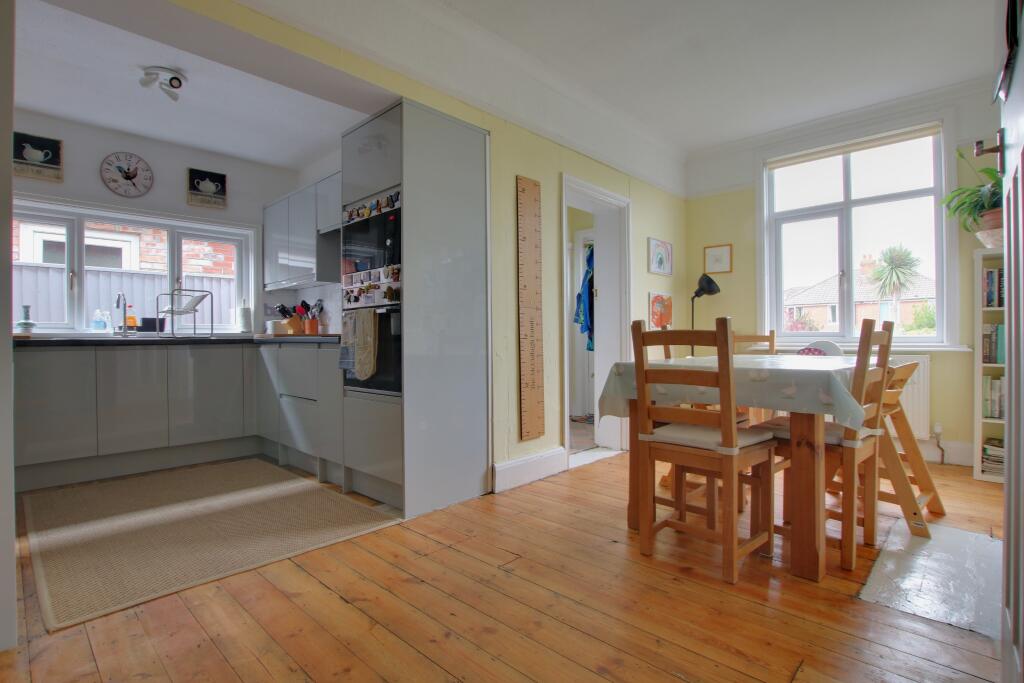 House in Southampton - View 4