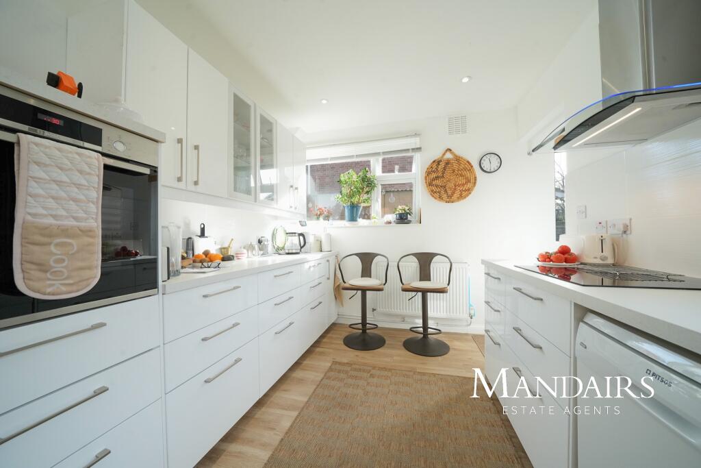 Charnwood Close, Fletton, Peterborough photo 2