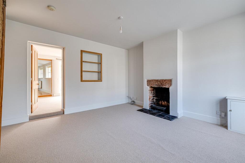 High Street, Tarporley, CW6 photo 2