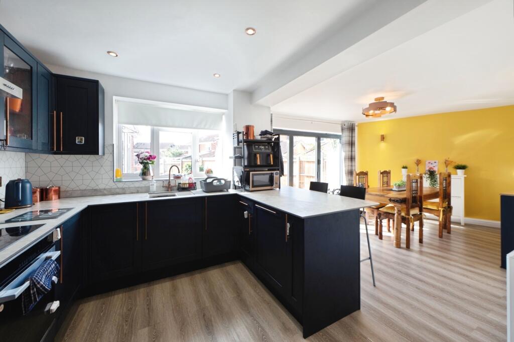 House in Gosport, Hampshire - View 2