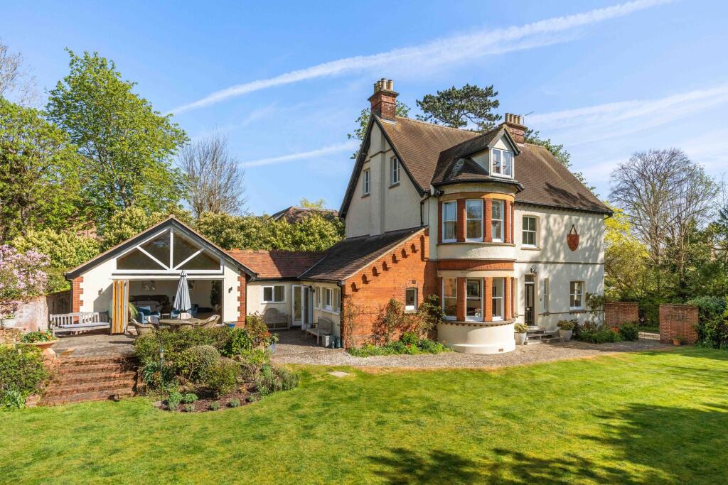 Main image of property: Maple Avenue, Bishop's Stortford, CM23