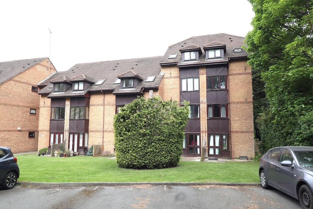 Main image of property: Hadgen Lane, Watford