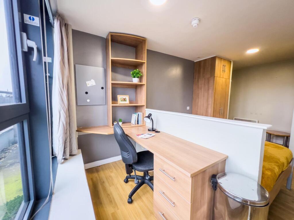 Main image of property: EDINBURGH | STUDENT | SEPTEMBER