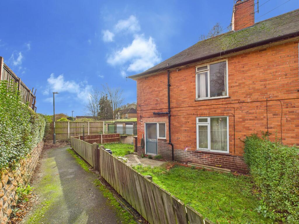 Main image of property: Heaton Close, Nottingham