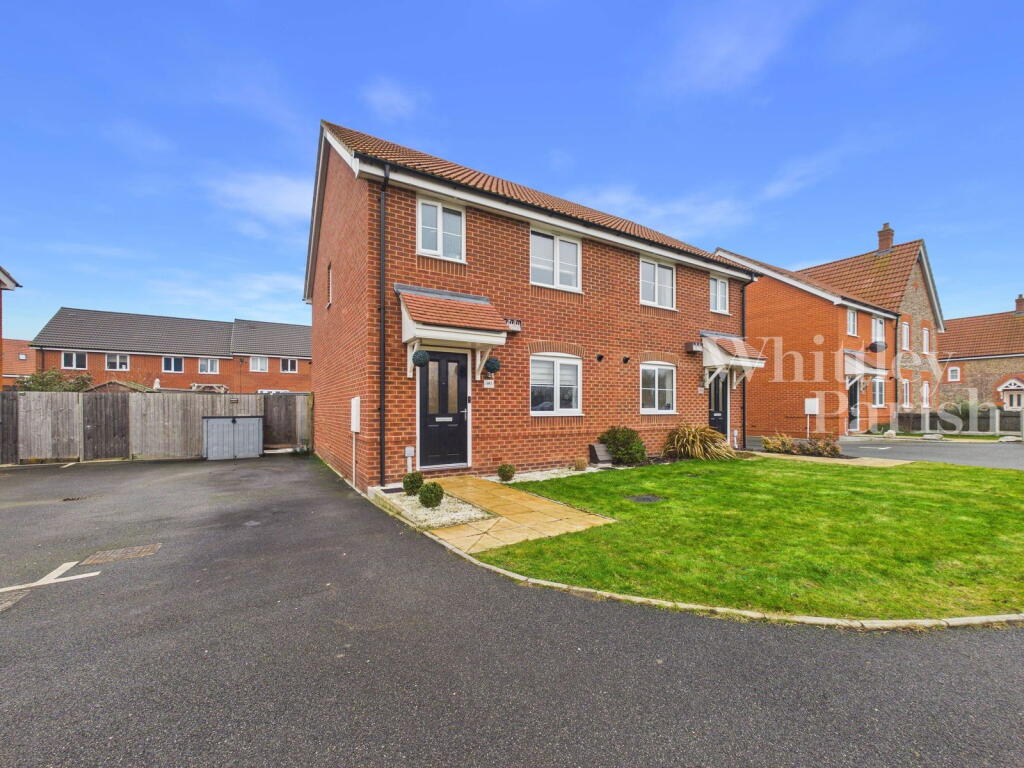 3-bed semi-detached on 36, Finch Road, £260,000