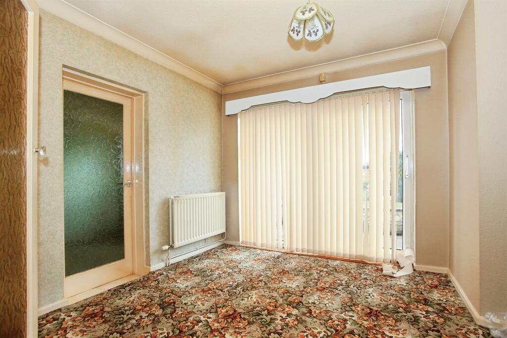 House in Peterborough, Cardea - View 4