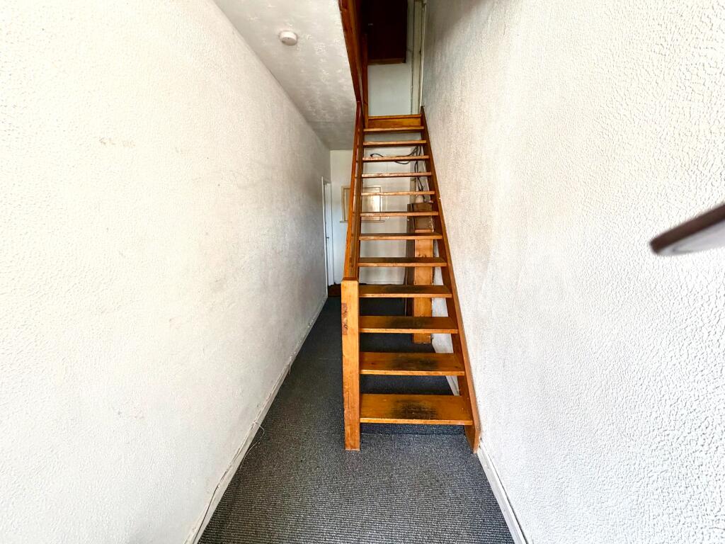 Apartment in Southampton - View 2