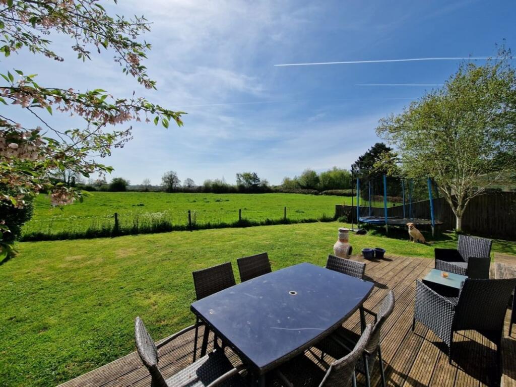 The Cedars, Lea, Malmesbury, SN16 photo 4