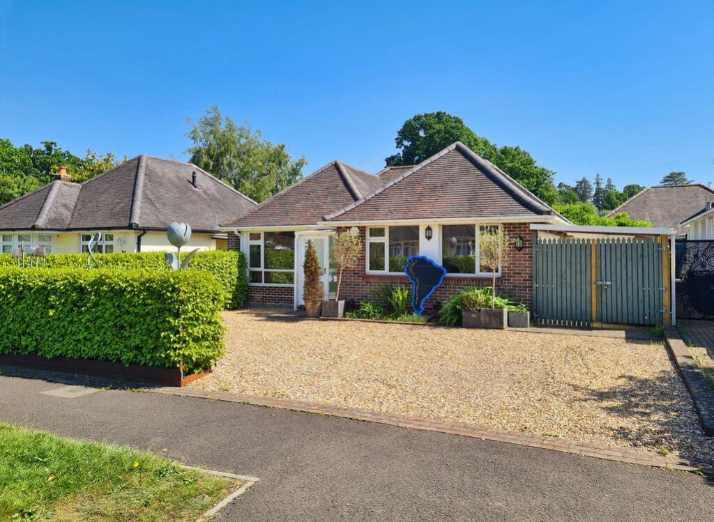 Main image of property: Ashdene Road, Ashurst, SO40 7DT