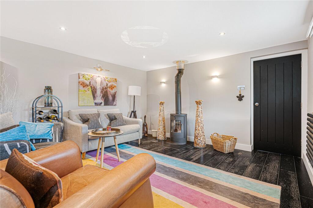 House in Reading - View 4