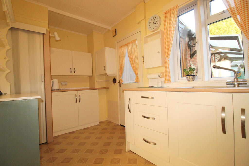 Waresley Road, Gamlingay photo 2