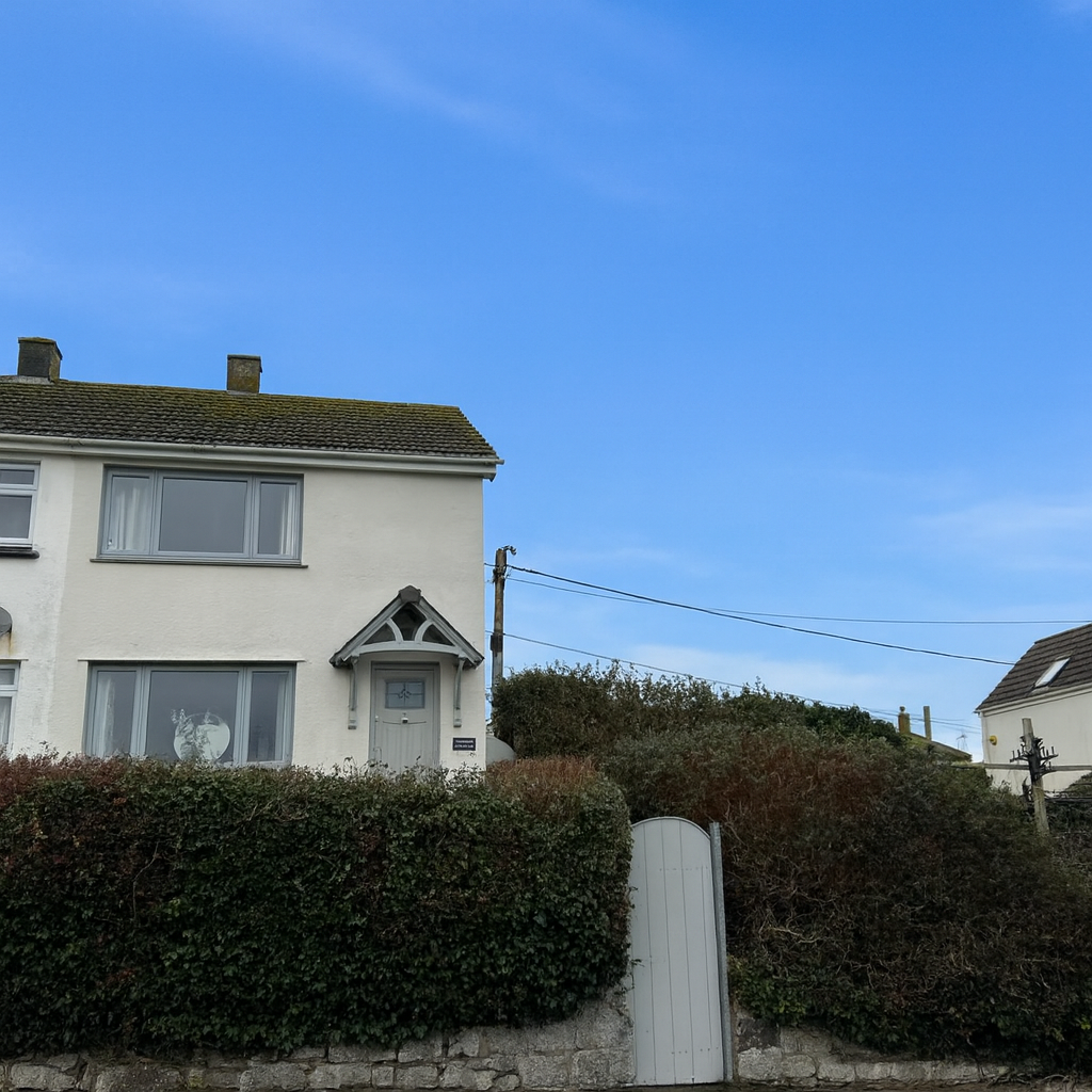 Main image of property: Padstow