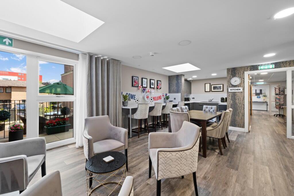 Apartment in Sheffield - More
