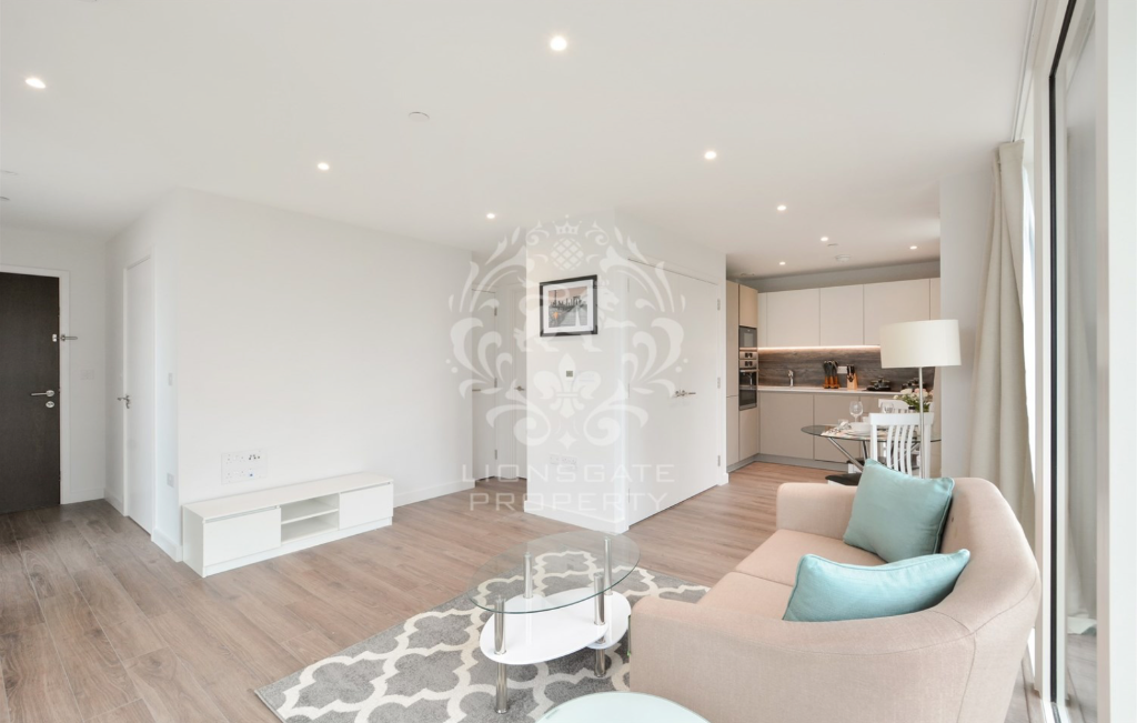 Newnton Close, London, N4 photo 2