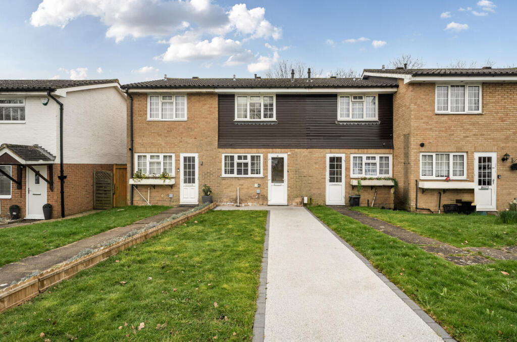 Main image of property: Brickfield Farm Gardens, Farnborough, Orpington, Kent, BR6