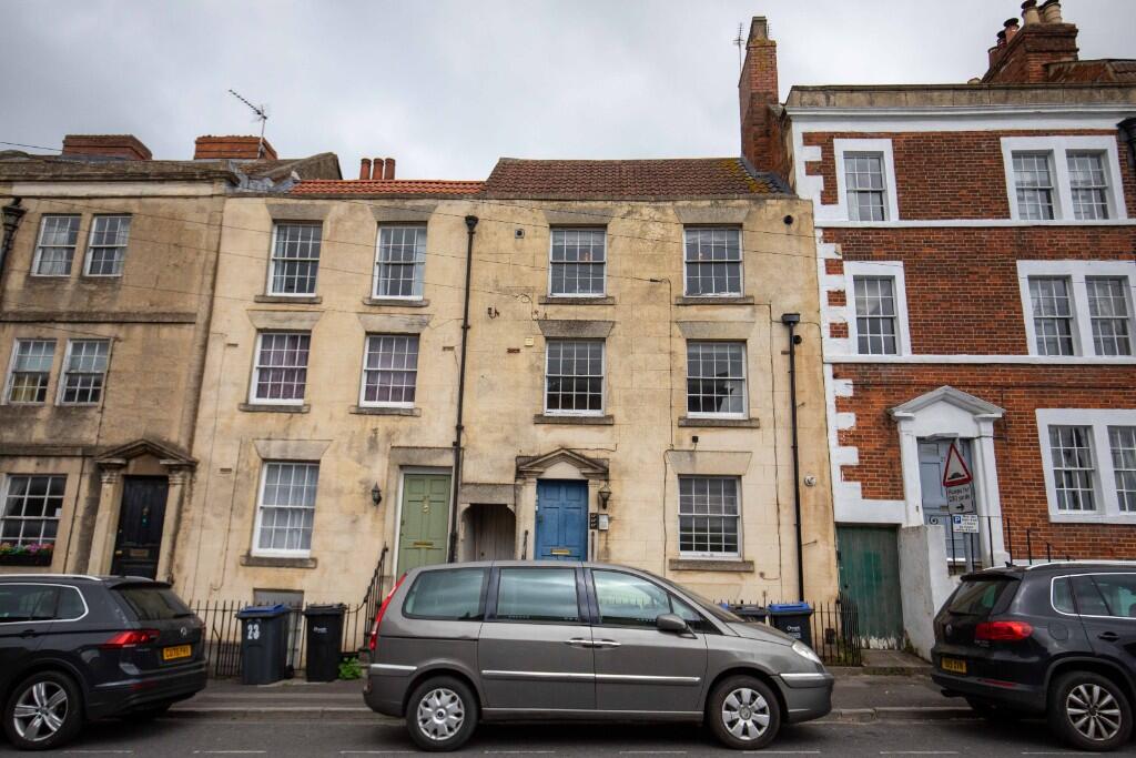Main image of property: The Halve, Trowbridge, Wiltshire, BA14