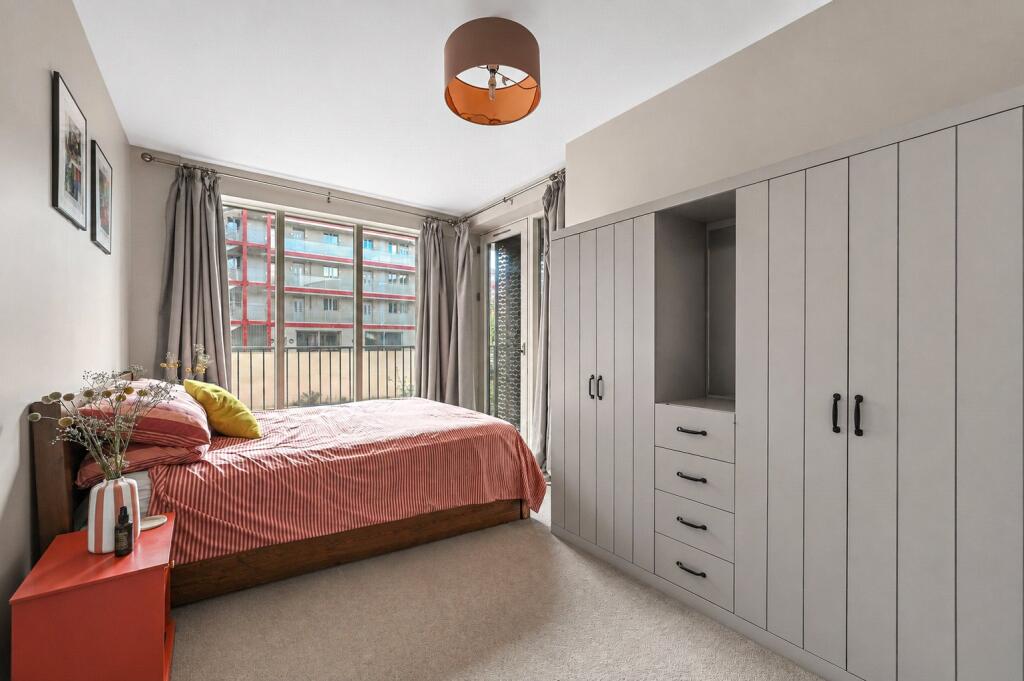 Apartment in London, Fish Island, Bow - View 5