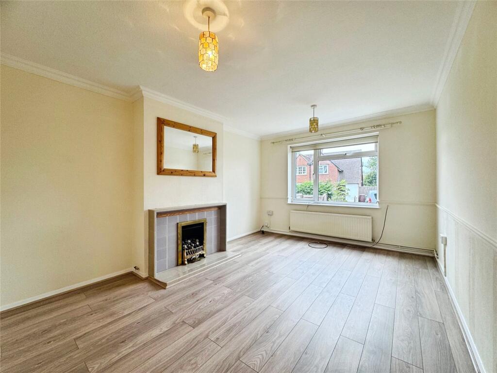 Apartment in Reading - View 2