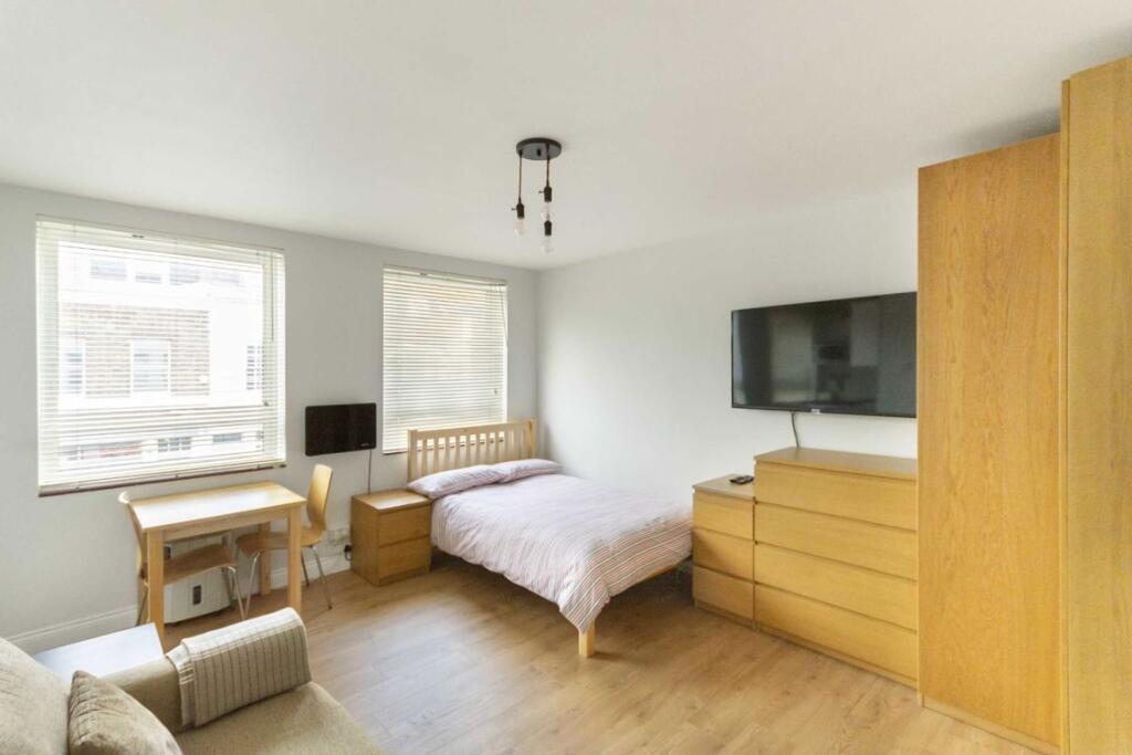 Main image of property: Wilton Road, Pimlico