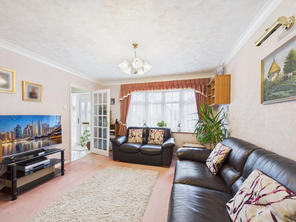Clarkes Way, Bassingbourn, Royston, SG8 photo 3