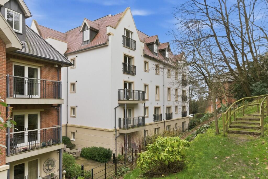 Main image of property: Ellerslie Drive, Malvern, Worcestershire, WR14