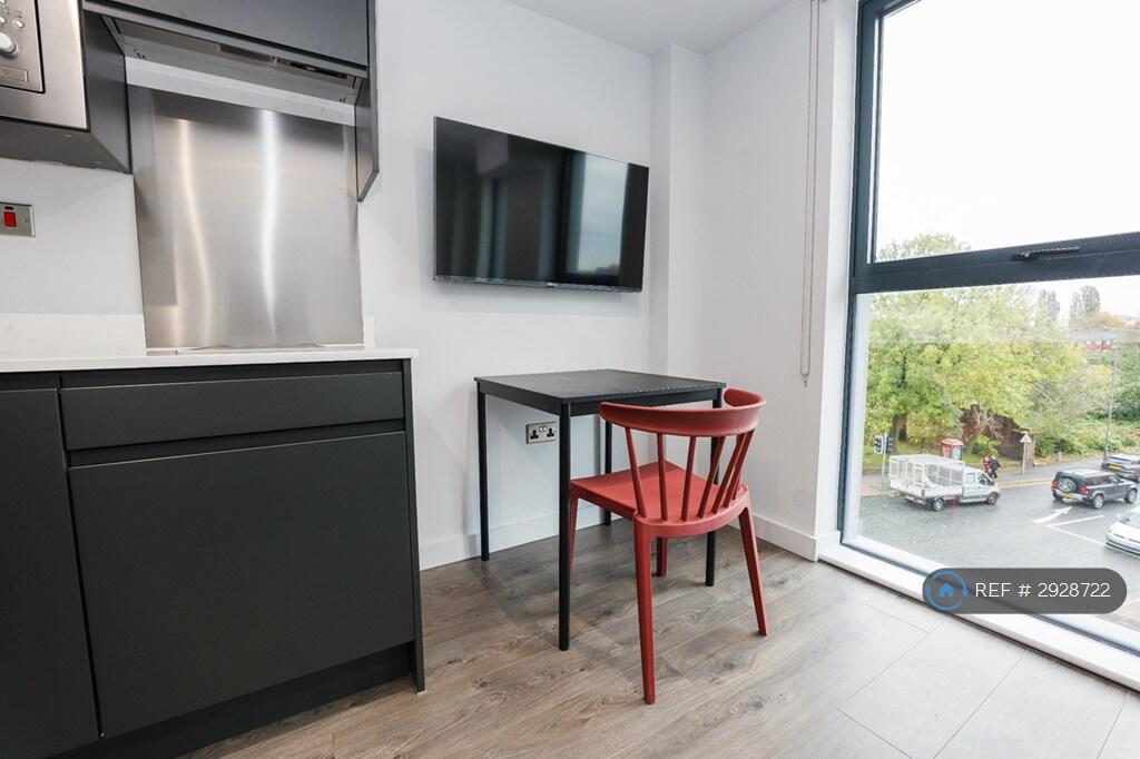 Studio flat for rent