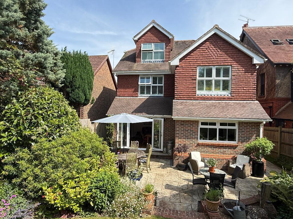 Main image of property: Goring Road, Steyning, BN44 3GF