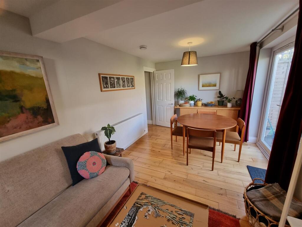 Apartment in London - View 3