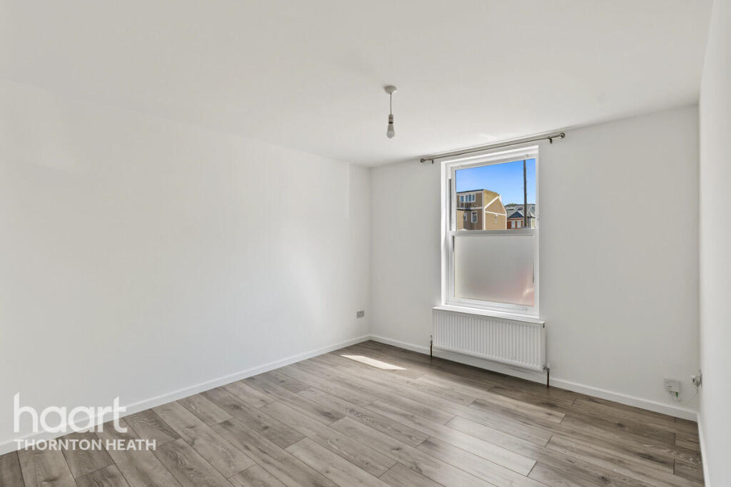 Apartment in London - View 3