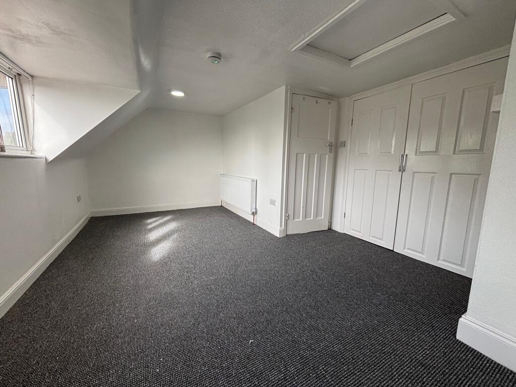 Wolverhampton Road, B68 photo 4