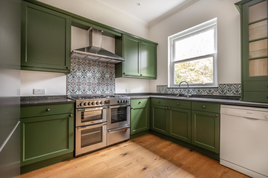 House in Twickenham, East Twickenham, Petersham - More