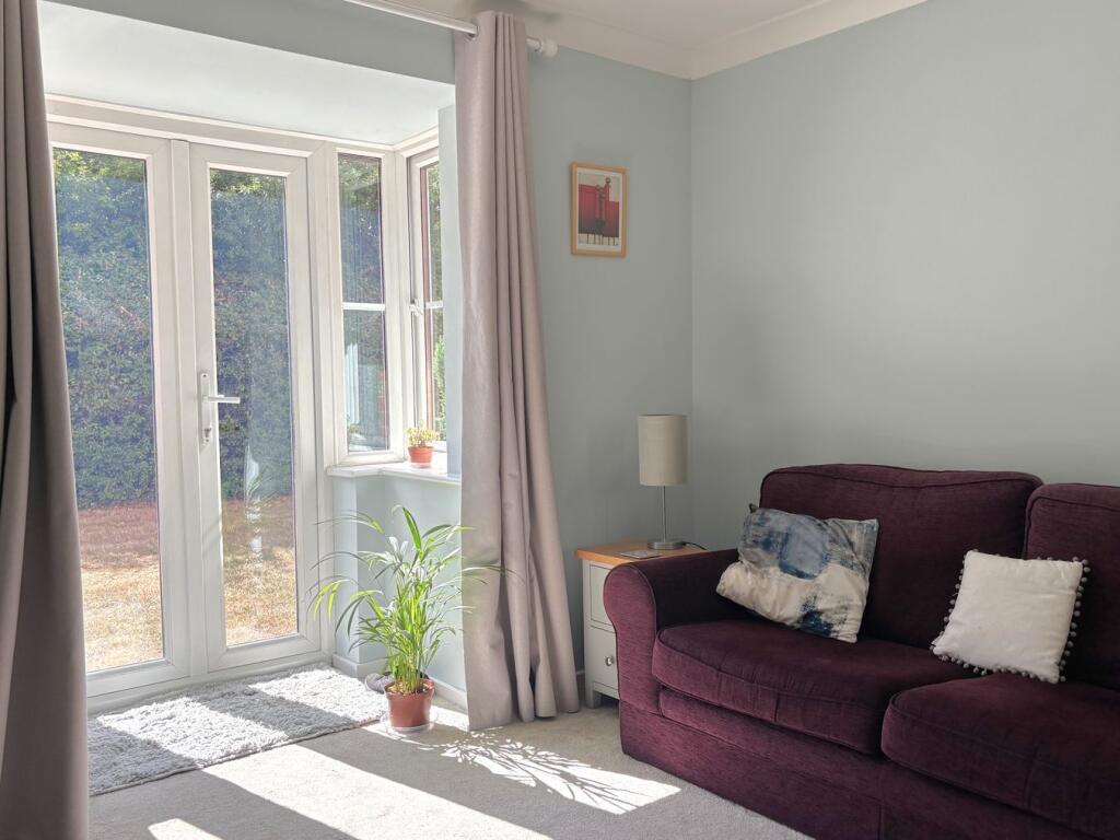 Apartment in Letchworth, Hertfordshire - View 4
