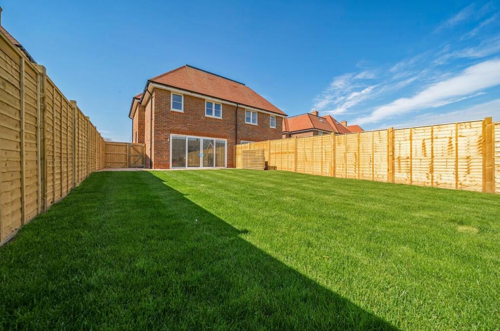 The Carroll (21), Oakley Green, Lavant photo 2