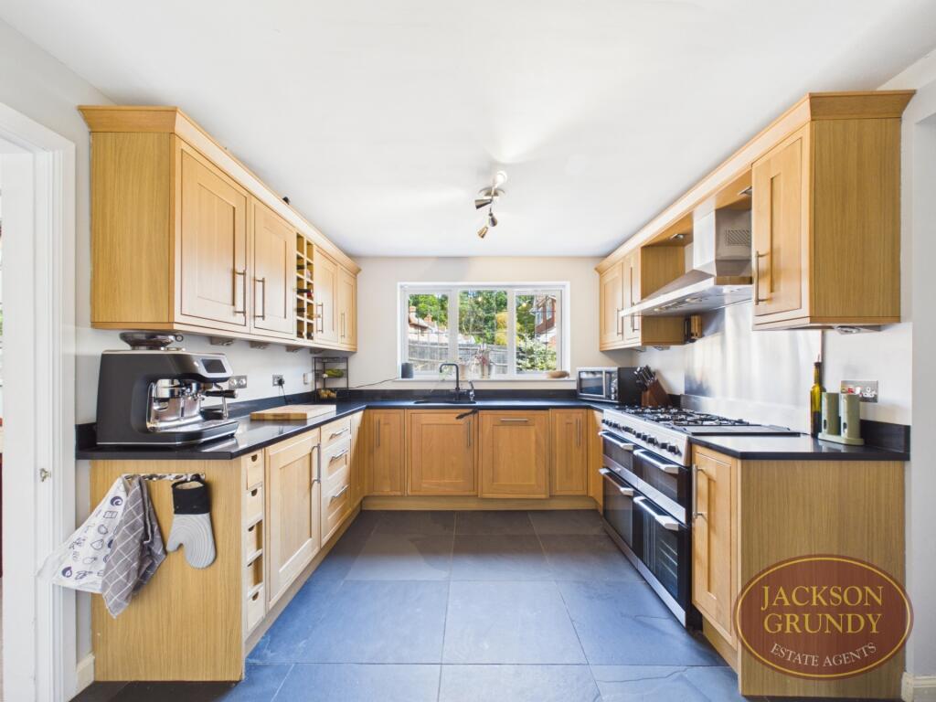 House in Northampton - View 2