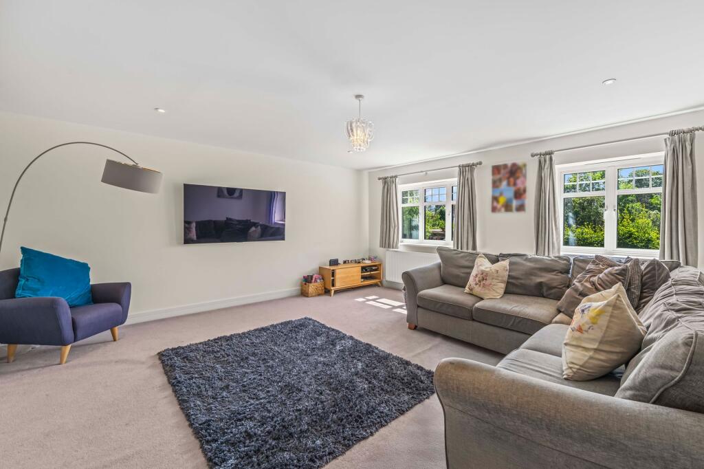 House in Reading - View 5