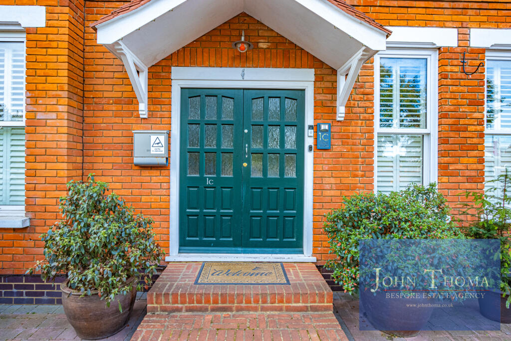 House in London - View 3