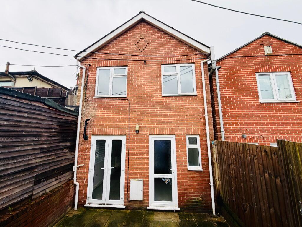 Main image of property: Fair Oak Road, Eastleigh, Hampshire, SO50