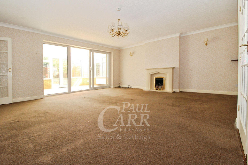 House in Walsall, West Midlands - View 2