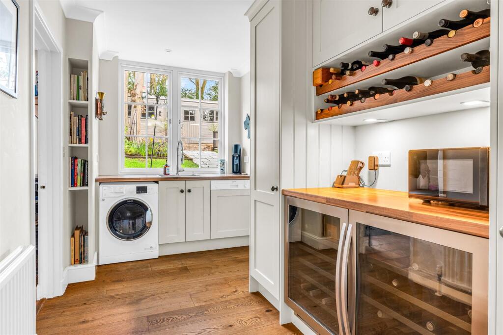 Additional image 11 of Bishops Road, Tewin, Welwyn