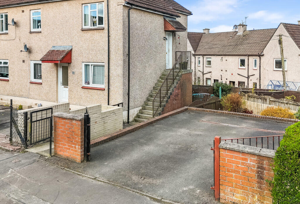 Lingley Avenue, Airdrie ML6 9JR photo 2